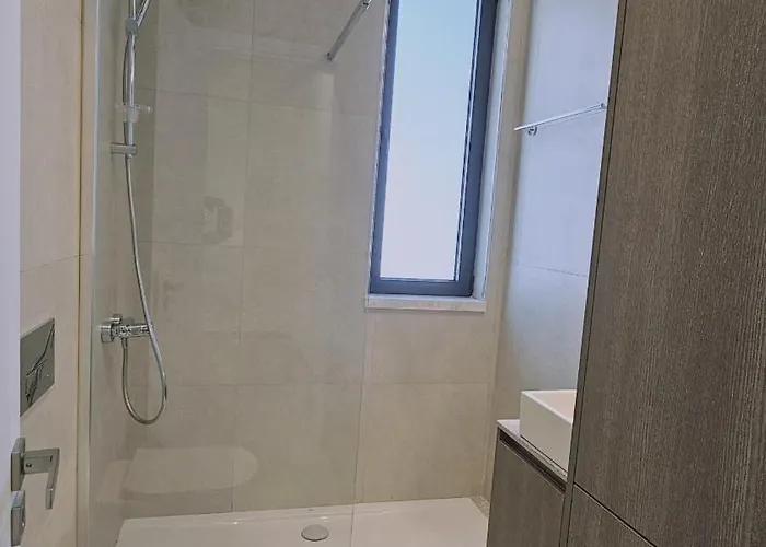 Diamond * Ларнака