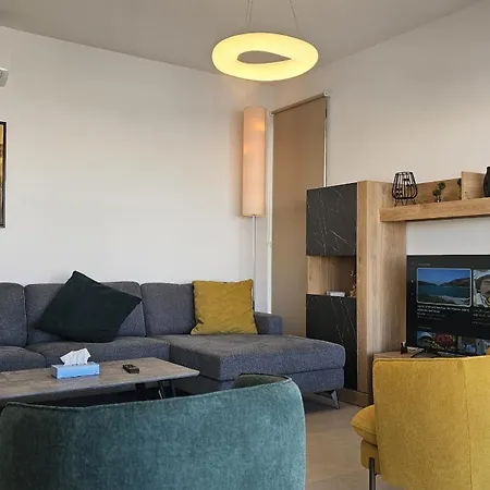 Diamond Apartment